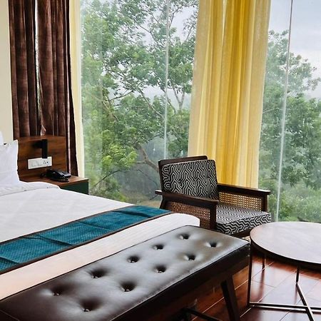 The Convoy Hotel Dibrugarh Eksteriør billede