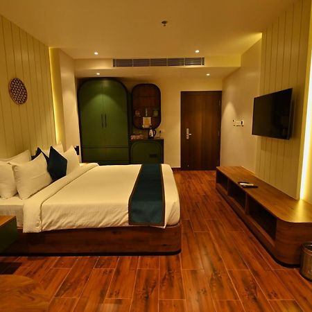The Convoy Hotel Dibrugarh Eksteriør billede