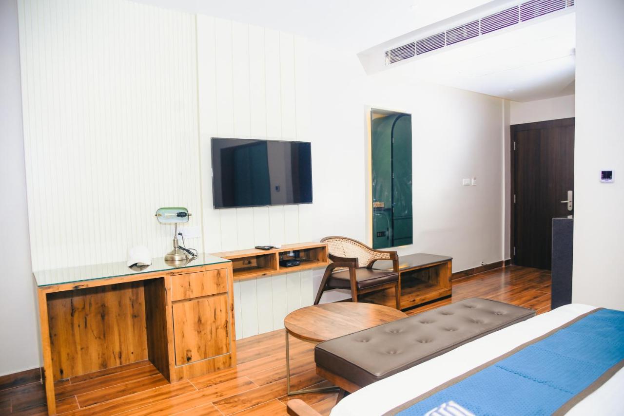 The Convoy Hotel Dibrugarh Eksteriør billede